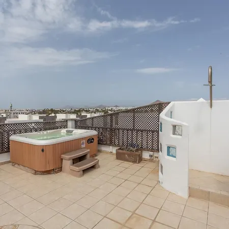 아파트 Penthouse Con Jacuzzi *